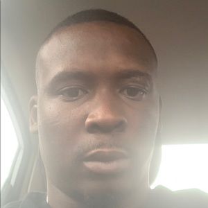 Meet your Posher, Devin